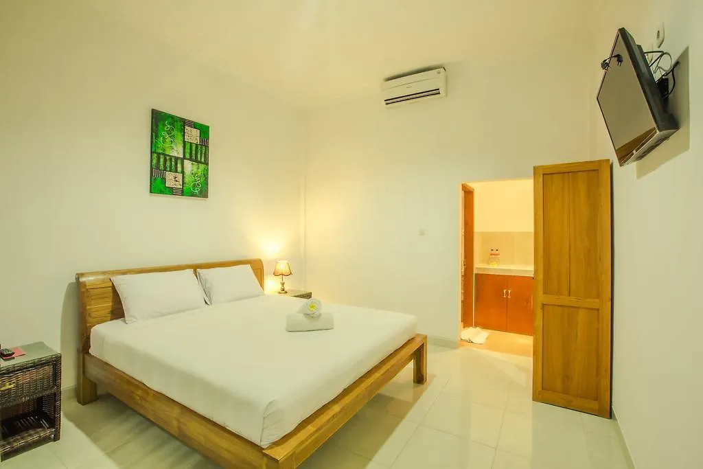 فندق سمينياكفي  Twin House Batubelig بيت ضيافة