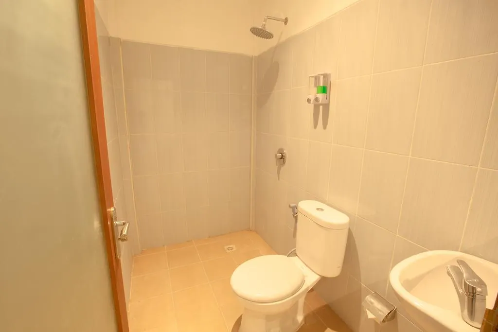 Gasthof Hotel Twin House Batubelig Seminyak